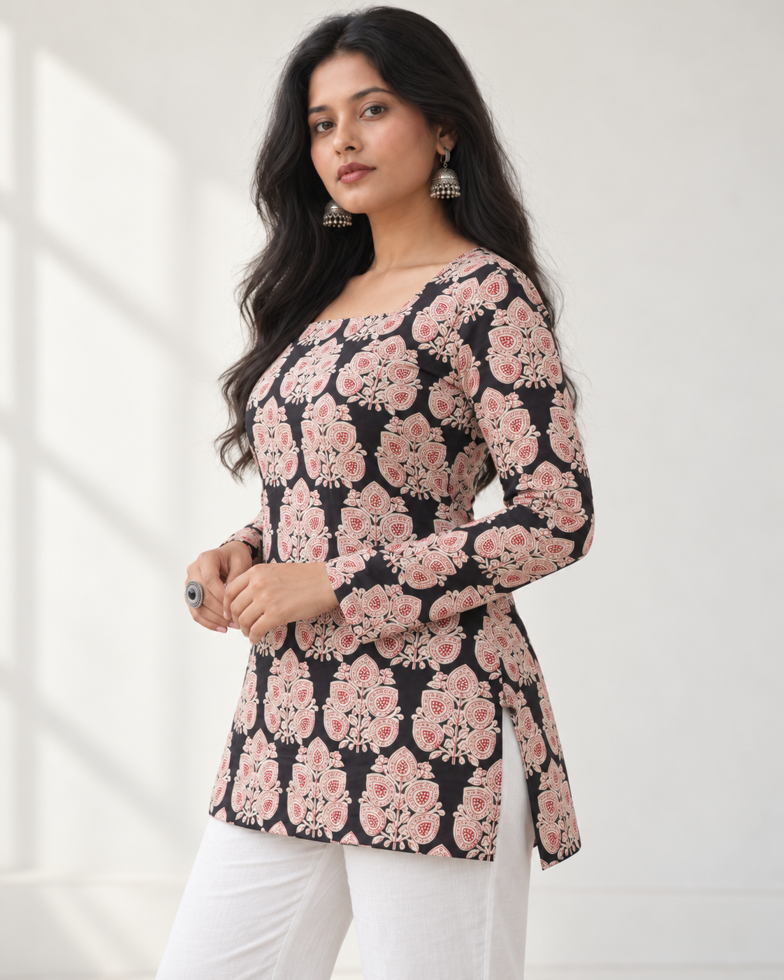 Noor Square Neck Top with Pull to Fit Doris