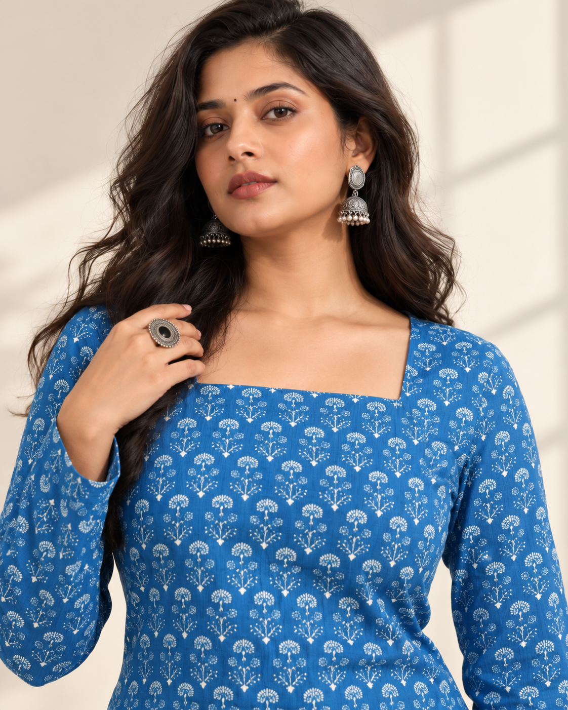Mogra Square Neck Top with Pull to Fit Doris