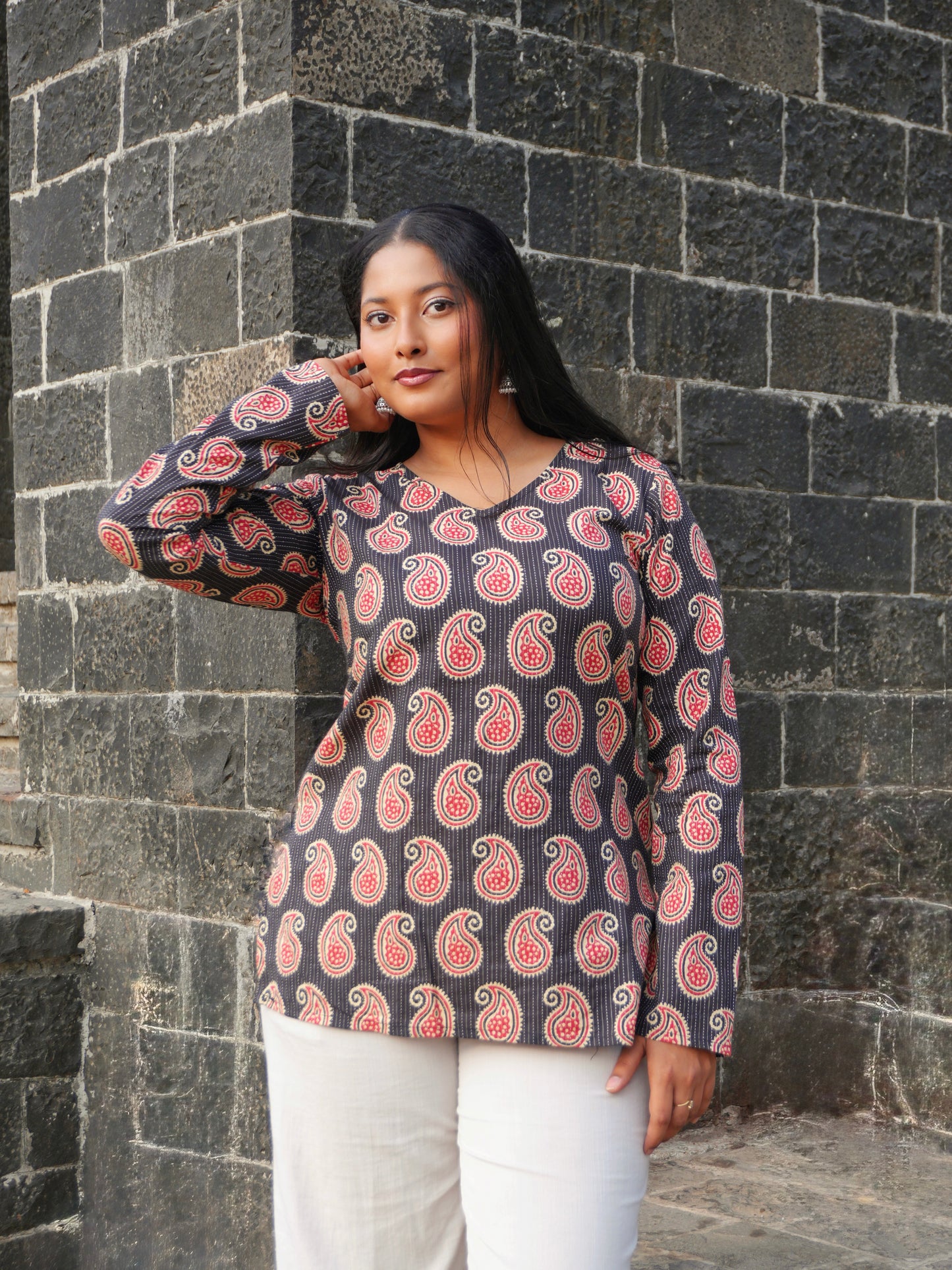 Nazar V-Neck Top