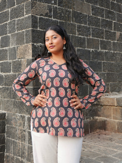 Nazar V-Neck Top