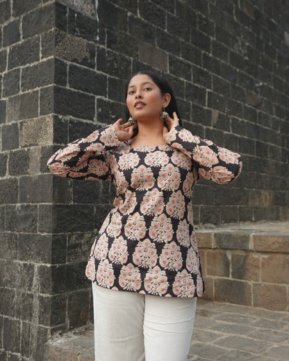 Noor Square Neck Top with Pull to Fit Doris