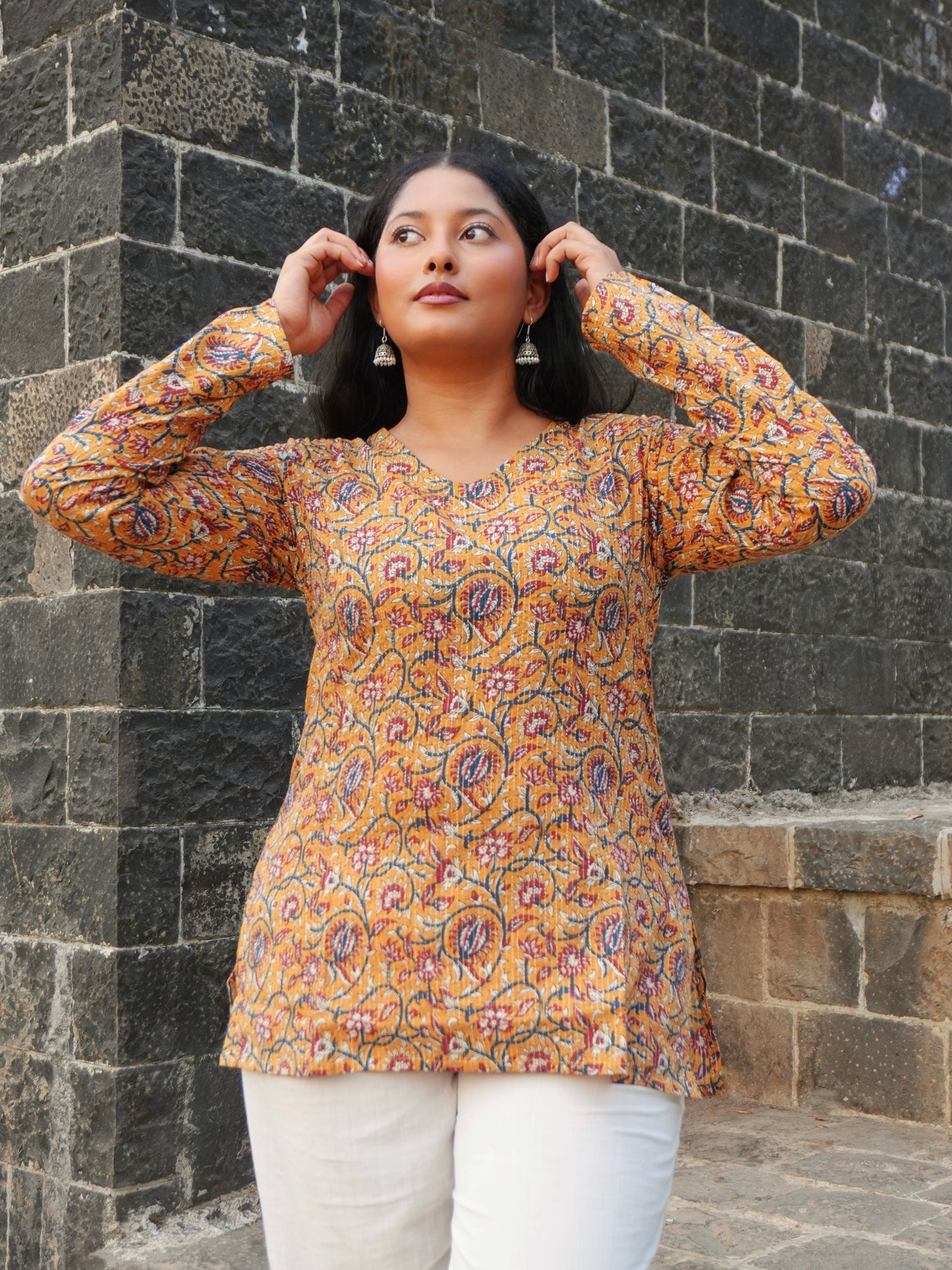 Pihu V-Neck Top